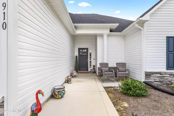 Jacksonville, NC 28546,910 Uplands LN