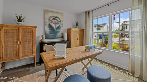 New Bern, NC 28560,4013 Topsail TRL