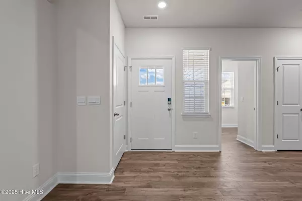 New Bern, NC 28560,225 Lake Tyler DR