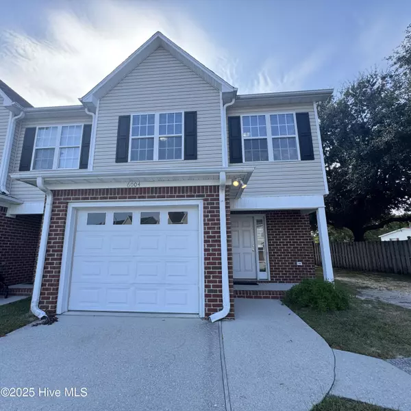 6004 Larson PL, Wilmington, NC 28403