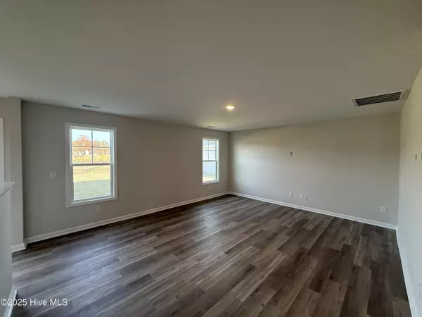 Selma, NC 27576,21 E Emily Gardens DR