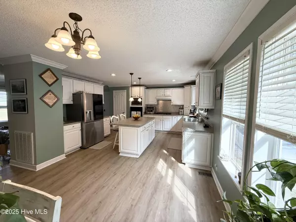 Elizabeth City, NC 27909,495 Crooked Run RD