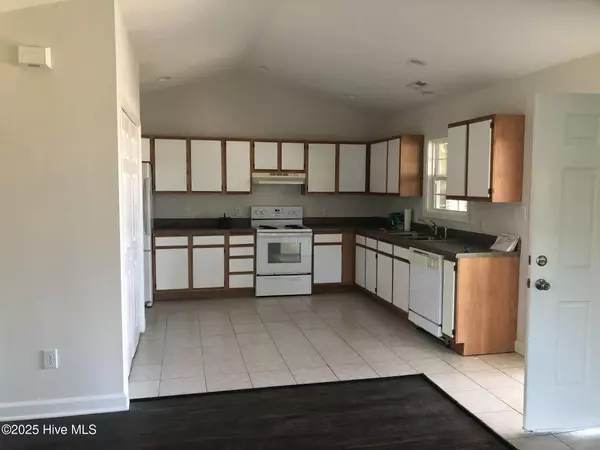 Morehead City, NC 28557,2311 Avery ST