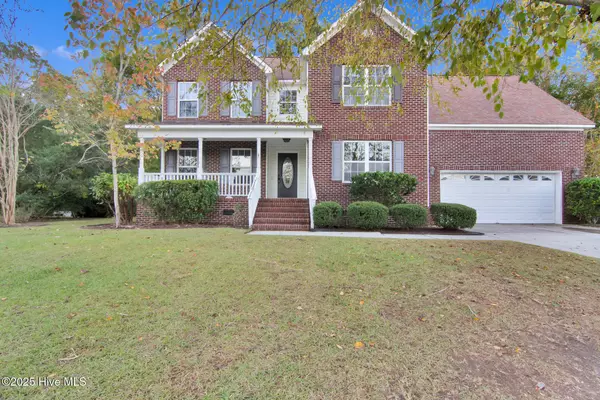 102 Huntington CT, Jacksonville, NC 28540