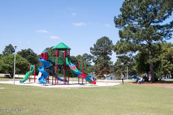 West End, NC 27376,123 Lancashire LN