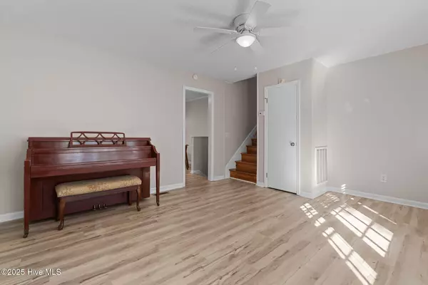 Sanford, NC 27332,3002 Kendale DR