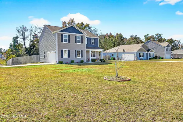 Holly Ridge, NC 28445,221 Cheswick DR