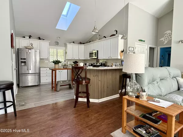 Pine Knoll Shores, NC 28512,138 Loblolly DR