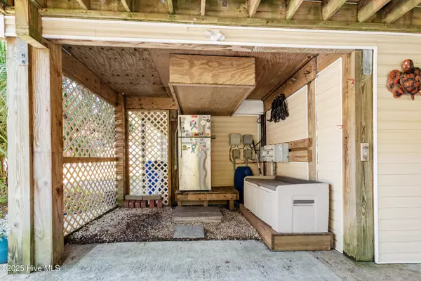 North Topsail Beach, NC 28460,307 Bay CIR