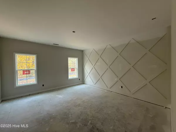 Smithfield, NC 27577,207 Tuskeegee DR