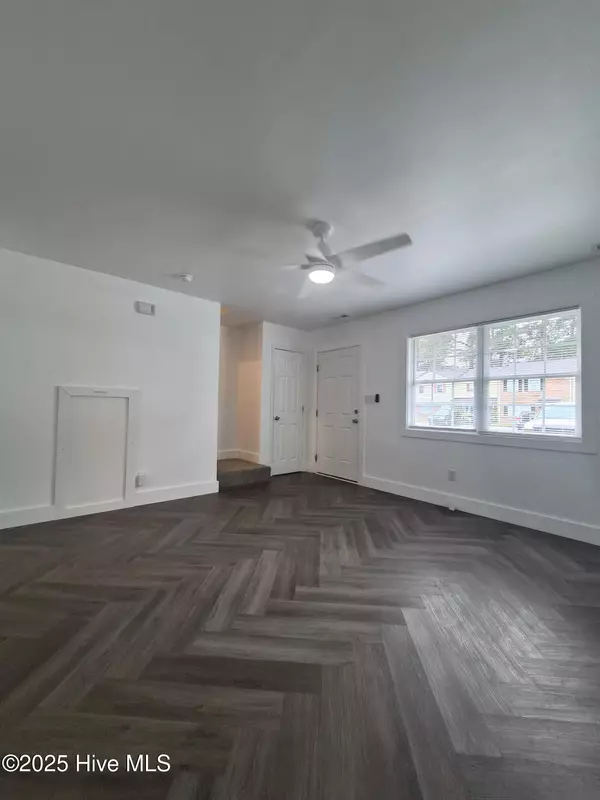 Jacksonville, NC 28546,411 Myrtlewood CIR