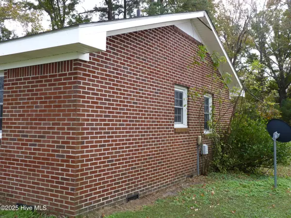 Camden, NC 27921,213 Country Club RD