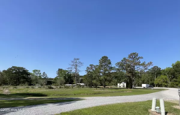 Belhaven, NC 27810,326 Woodstock LN