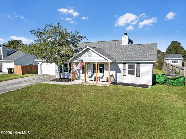 Hubert, NC 28539,113 Parnell RD