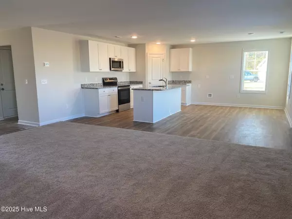 Fayetteville, NC 28312,3211 Peruvian CT