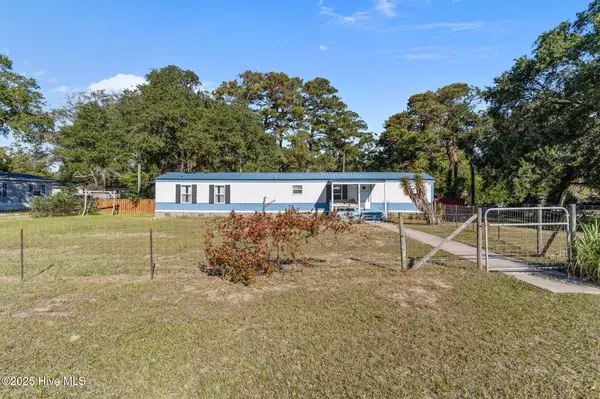 Shallotte, NC 28470,1899 Wm And Odell Gurganus LN SW