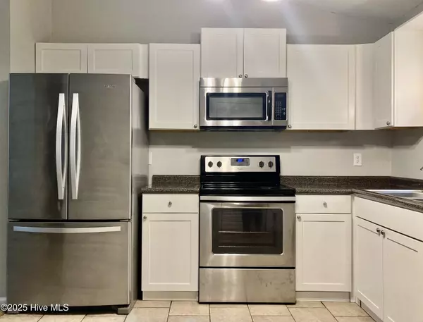 Jacksonville, NC 28540,407 Cedar Creek DR