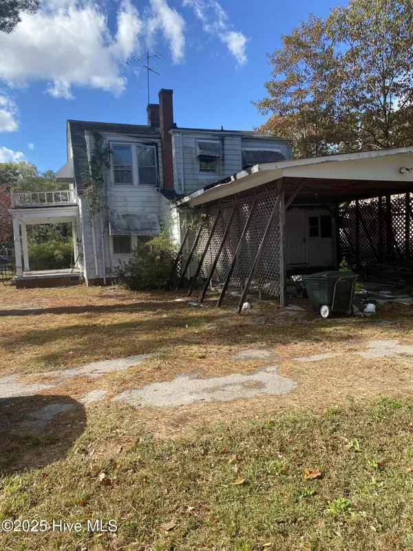 Rocky Mount, NC 27801,960 Hill ST