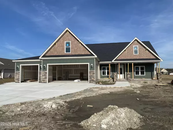 205 Rae DR, Pikeville, NC 27863