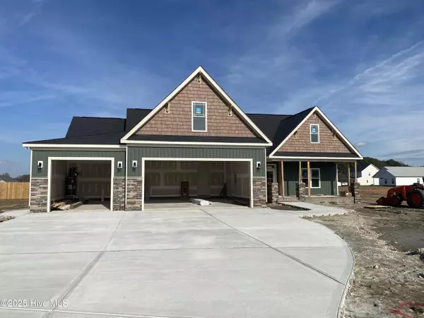 Pikeville, NC 27863,205 Rae DR