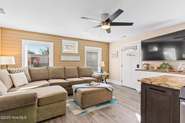 Supply, NC 28462,3208 Springdale AVE SW