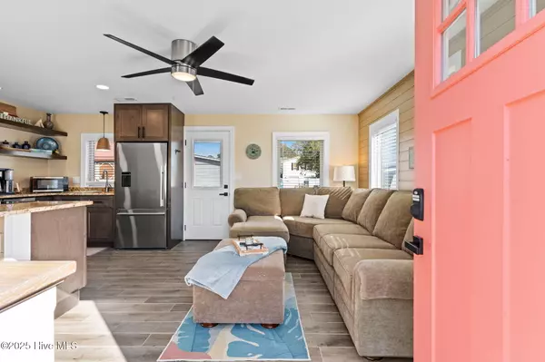 Supply, NC 28462,3208 Springdale AVE SW