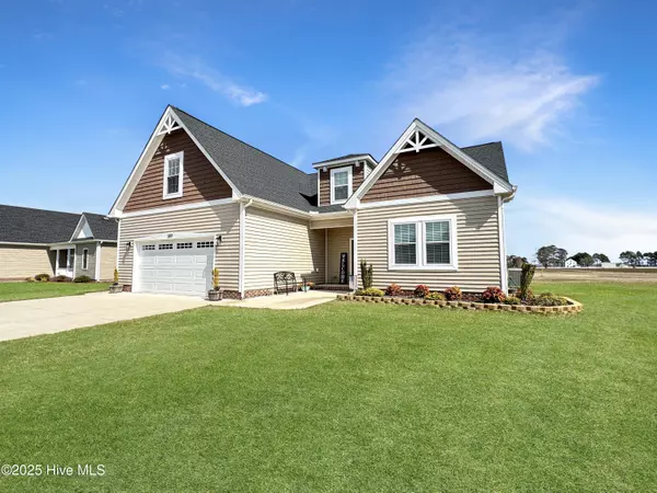 Elizabeth City, NC 27909,108 Staysail DR