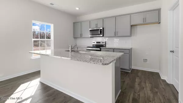 Aberdeen, NC 28315,1055 Misty Creek DR