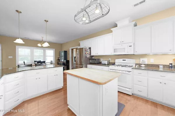 New Bern, NC 28560,216 Easterly DR