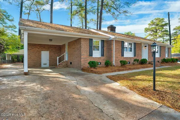 Wilson, NC 27893,1915 Delwood DR W