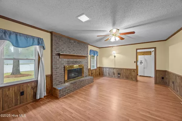 New Bern, NC 28562,708 Oakdale AVE