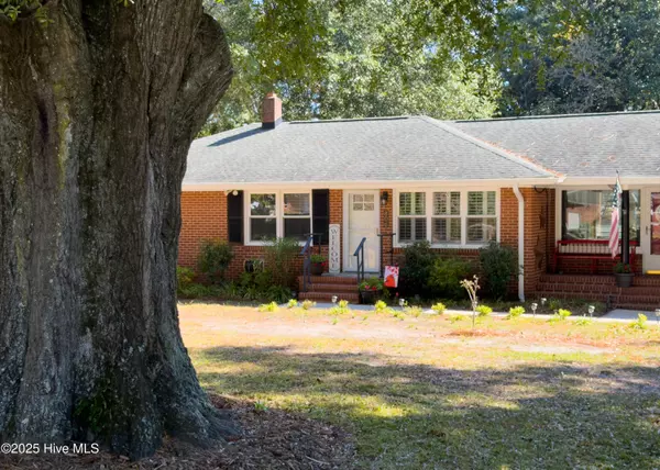 Wilmington, NC 28412,806 Midland DR