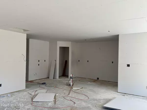 Autryville, NC 28318,265 Buggy Top LN