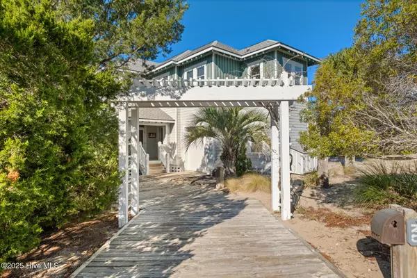 Bald Head Island, NC 28461,3 Sea Lavender CT