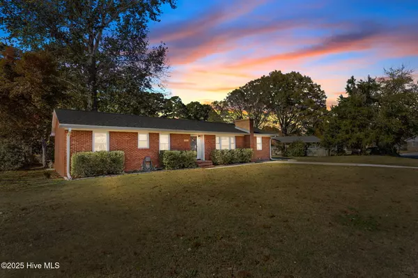 4051 Allen ST, Farmville, NC 27828