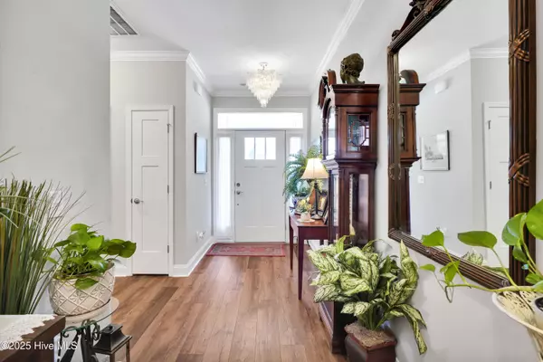 Burgaw, NC 28425,454 Jasmine WAY