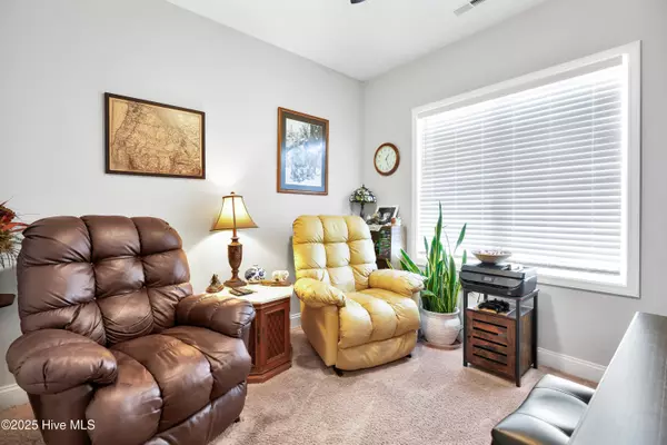 Burgaw, NC 28425,454 Jasmine WAY