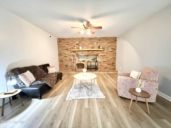 Minnesott Beach, NC 28510,226 Pinewood DR