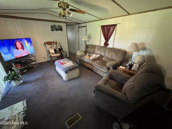 Lumberton, NC 28358,471 Ball Park RD