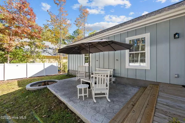 Oriental, NC 28571,1403 Seafarer DR