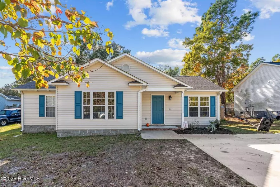 231 Cherry RD, Southport, NC 28461