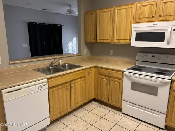 Ocean Isle Beach, NC 28469,1559 Denton ST SW ## B