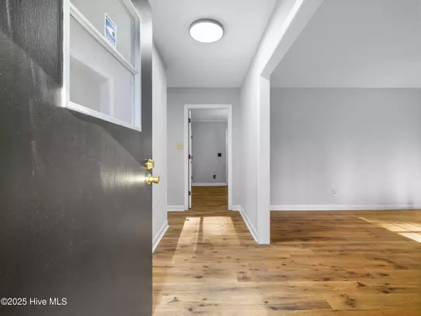 New Bern, NC 28560,1718 Washington ST