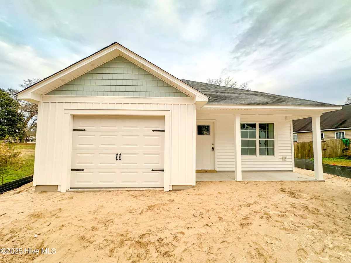 Maysville, NC 28555,205 Jenkins AVE