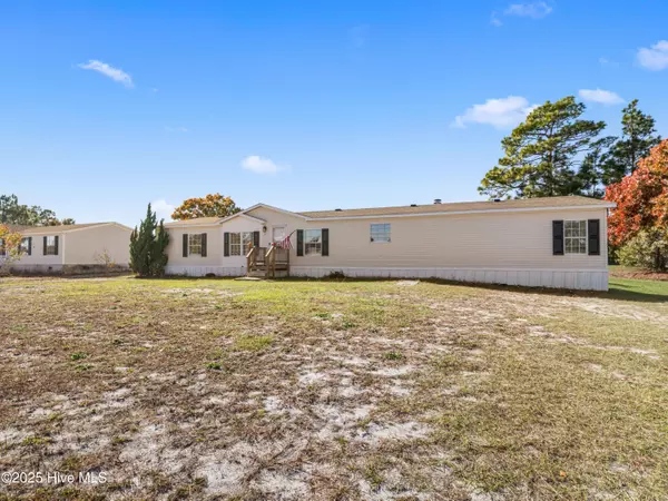 Hubert, NC 28539,307 N Winchester LN