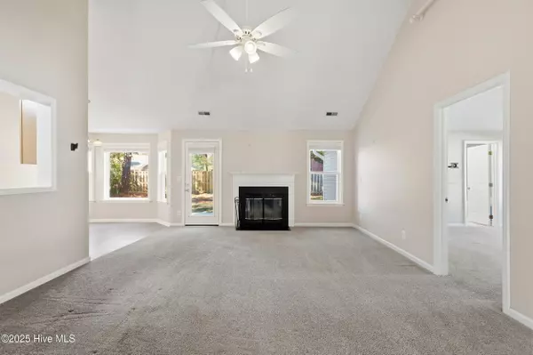 Wilmington, NC 28405,3337 Brucemont DR