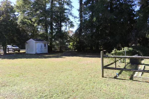 Knotts Island, NC 27950,109 Black Bass LN