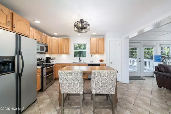 Wilmington, NC 28409,109 Shorewood Hills DR