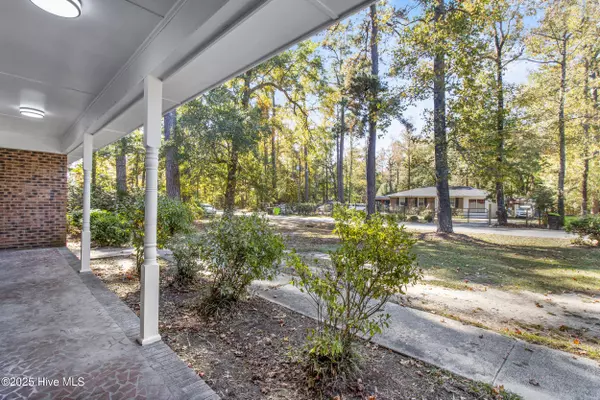 Whiteville, NC 28472,610 Davis AVE