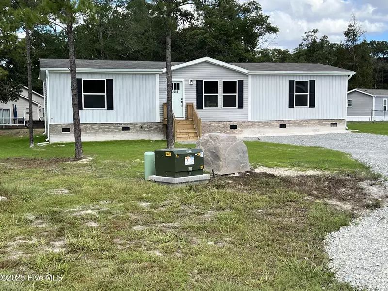 2001 Sarah Field CT SW, Supply, NC 28462